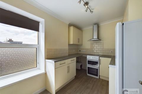 2 bedroom flat for sale, Forest Road, Torquay