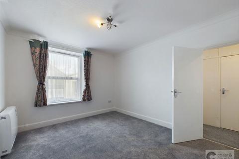 2 bedroom flat for sale, Forest Road, Torquay