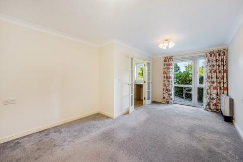 2 bedroom apartment for sale, Gilbert Court, Culcheth WA3