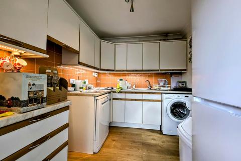 21 Dudley Close, Whitehill, Bordon, GU35 9PY