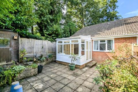 21 Dudley Close, Whitehill, Bordon, GU35 9PY