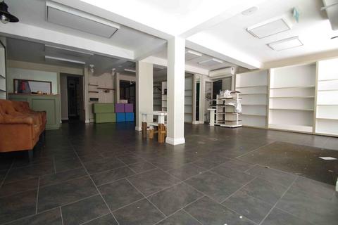 Shop to rent, Commercial unit