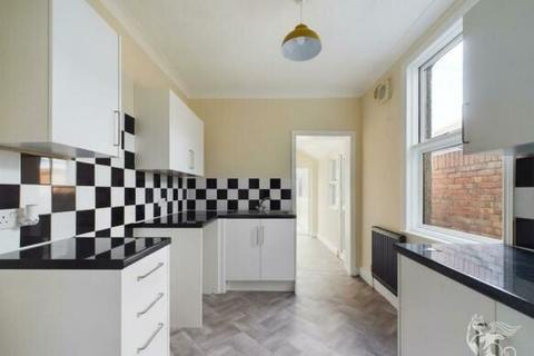 3 bedroom terraced house for sale, London Road, Grays RM17