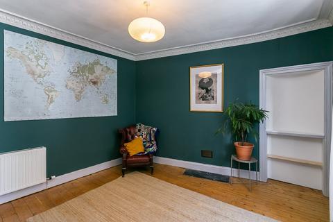 3 bedroom ground floor flat for sale, Bothwell Street, Easter Road, Edinburgh, EH7