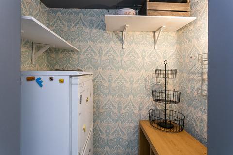 19 Bothwell Street, Edinburgh, EH7 5PX