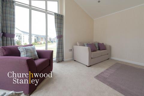 2 bedroom park home for sale, Strangers Home Park, Bradfield, CO11