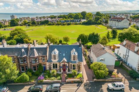 4 bedroom end of terrace house for sale, 67 Brunstane Road, Joppa, EH15 2QS