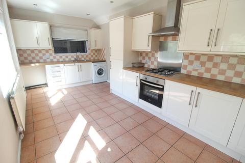 3 bedroom semi-detached house for sale, Greenway, Romiley