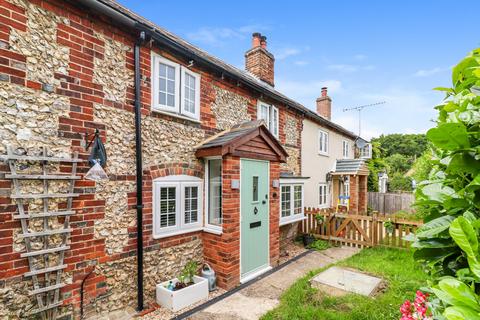 2 bedroom terraced house for sale, Ballinger Row, Blackthorne Lane, Ballinger, Great Missenden, HP16