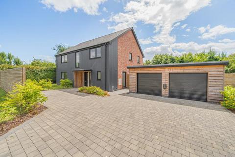 4 bedroom detached house for sale, St Bridgets Close,  Bridstow,  Ross-on-Wye,  HR9