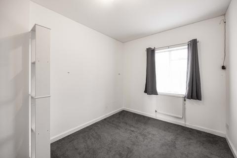 2 bedroom terraced house for sale, Fryatt Road, London N17