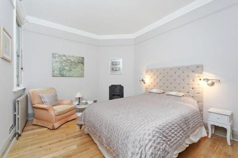 3 bedroom apartment for sale, Palliser Court, Palliser Road, London, Greater London, W14