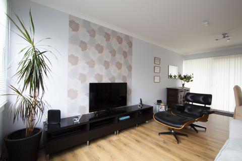 2 bedroom flat for sale, Glen Tennet, East Kilbride G74