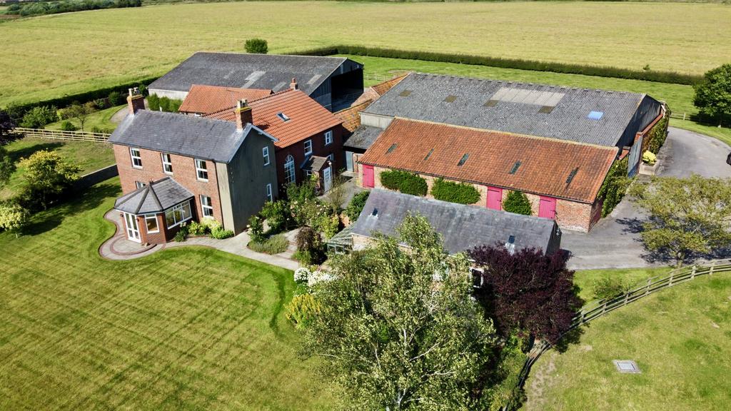 Scorborough, Near Beverely 4 bed farm house - £2,200,000