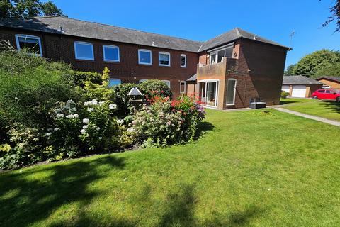 2 bedroom apartment for sale, Riddings Court, Morris Park, Hartford, Northwich, CW8