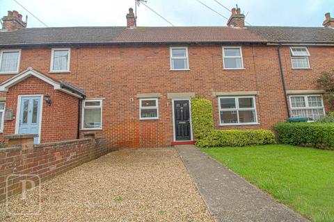 2 bedroom terraced house to rent, Defoe Crescent, Colchester, Essex, CO4