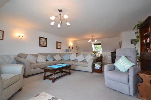 2 bedroom apartment for sale, Priestlands Place, Lymington, Hampshire, SO41