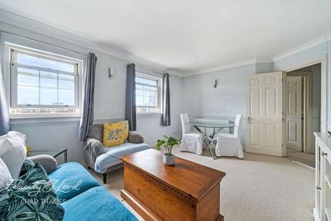 2 bedroom flat for sale, Edward Square, Rotherhithe Street, London, SE16