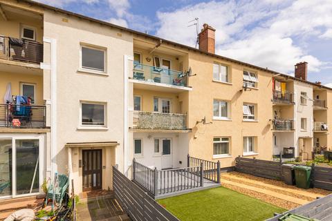 2 bedroom flat for sale, 20D Niddrie Mill Crescent, Edinburgh EH15 3ET