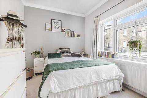 2 bedroom flat for sale, Munster Road, Fulham