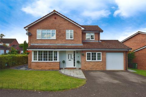 4 bedroom detached house for sale, Summerfields, Sible Hedingham, Halstead, CO9