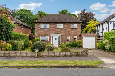 14 High Beeches, Gerrards Cross, SL9 7HU