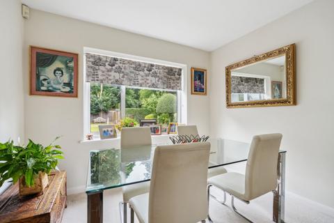 14 High Beeches, Gerrards Cross, SL9 7HU