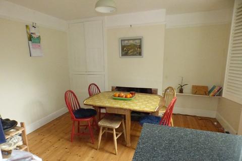 undefined, Three bedroom family home in Topsham