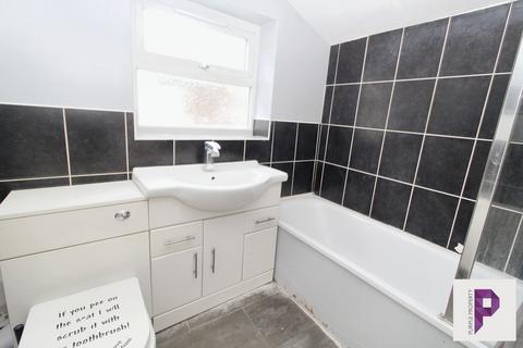 3 bedroom terraced house for sale, Burnt Oak Terrace, Kent, ME7