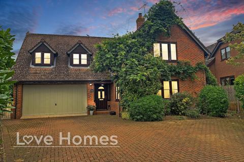 4 bedroom detached house for sale, Jacques Lane, Clophill