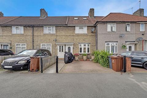 3 bedroom terraced house for sale, Bonham Road, Essex