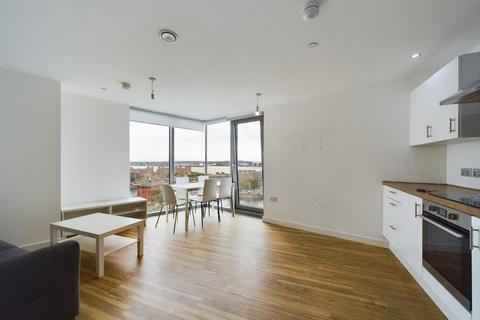 2 bedroom flat to rent, 19 Plaza Boulevard , Liverpool L8