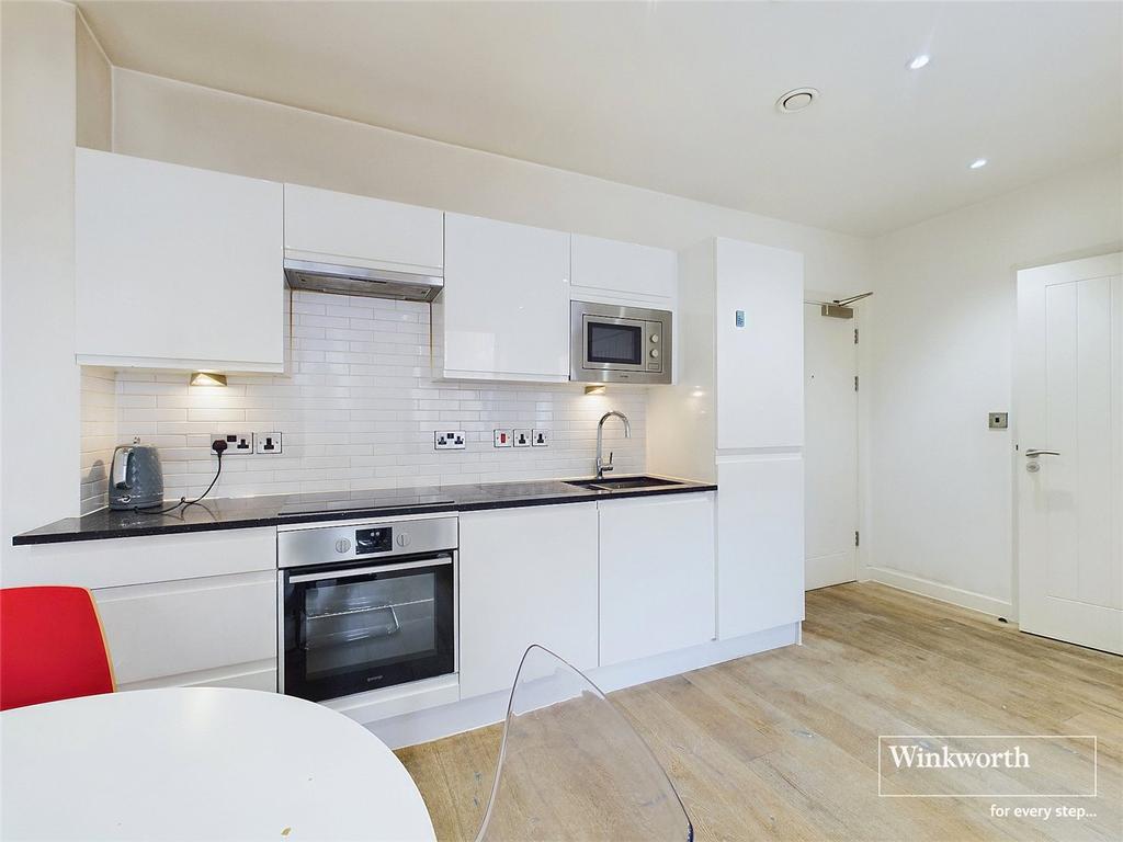 Apartment in Reading - View 2