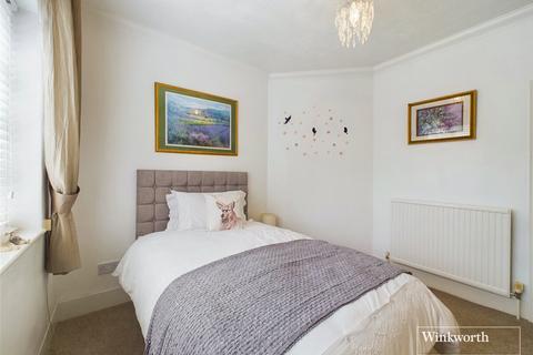 5 Roe End, London, NW9 9BL