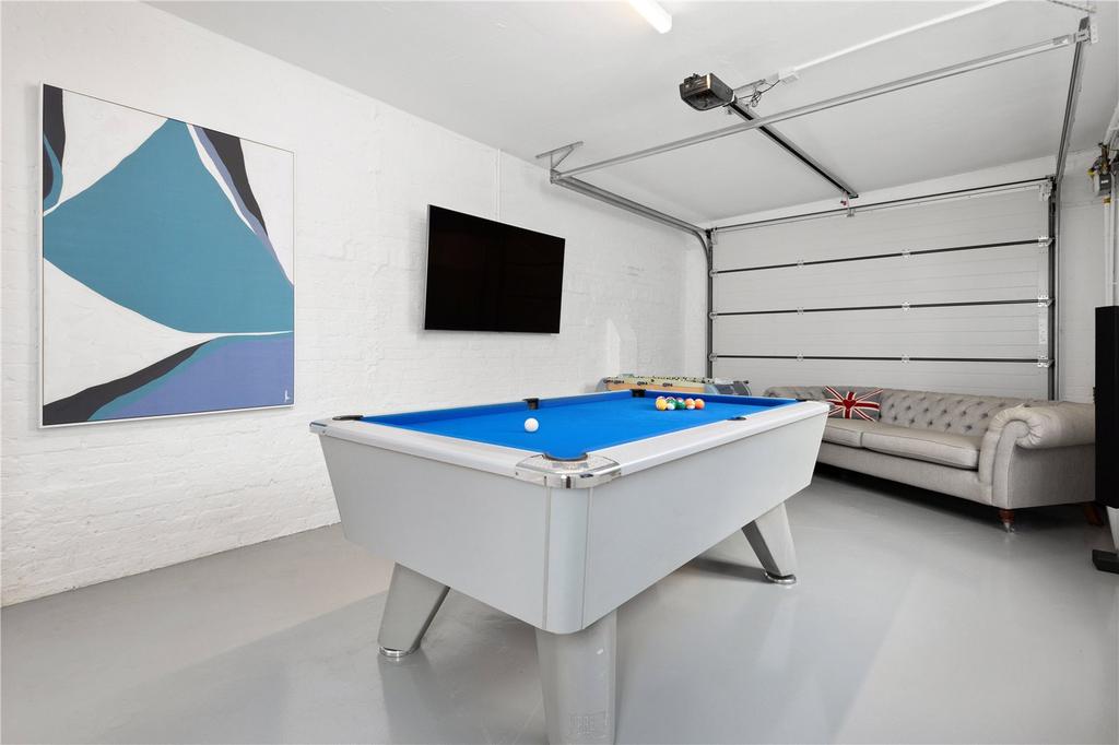 Games Room/Garage