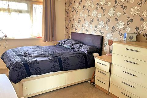 3 bedroom end of terrace house for sale, Guildford Road, Rustington, Littlehampton, West Sussex, BN16