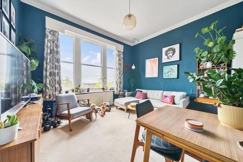 2 bedroom flat for sale, Southwood Lawn Road,  London,  N6,  N6