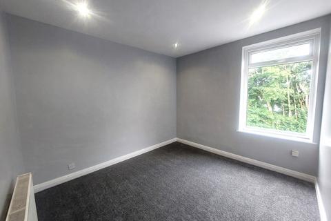 1 bedroom flat to rent, Bolton Road, Bury, BL8