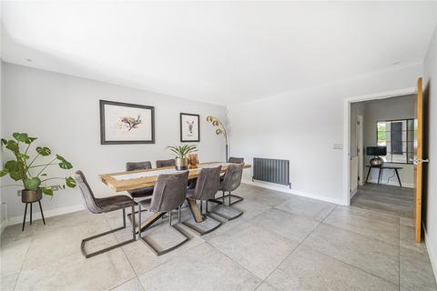 10 Barley Road, Cheltenham, GL52 3PF