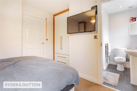 21 Green Park View, Oldham, OL1 4GP