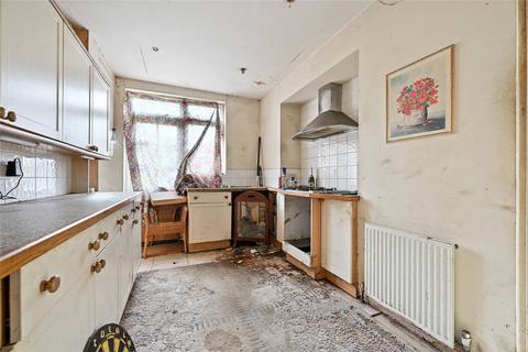 4 bedroom end of terrace house for sale, Second Avenue, London, W3