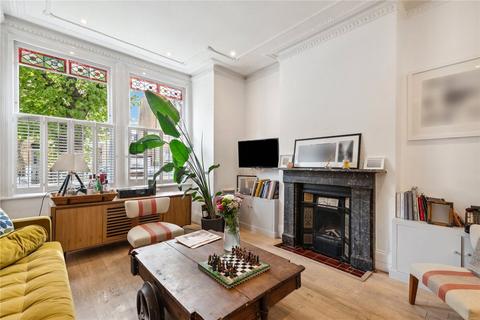 4 bedroom house to rent, Swanage Road, SW18