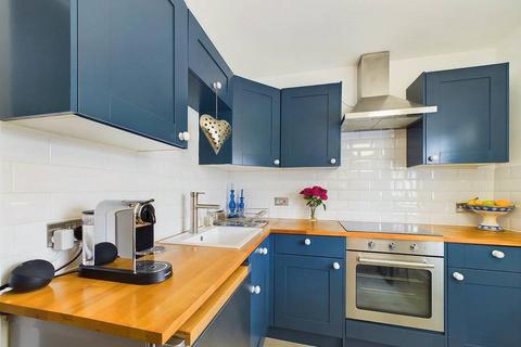 37a Avon Road, Worcester, WR4 9AG