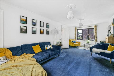 9 Mount Pleasant Close, Hatfield, AL9 5BZ