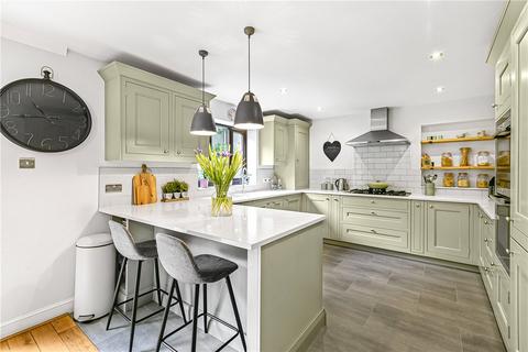 9 Mount Pleasant Close, Hatfield, AL9 5BZ