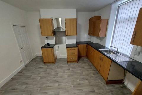 2 bedroom terraced house to rent, Buccleuch Street, Burnley BB11