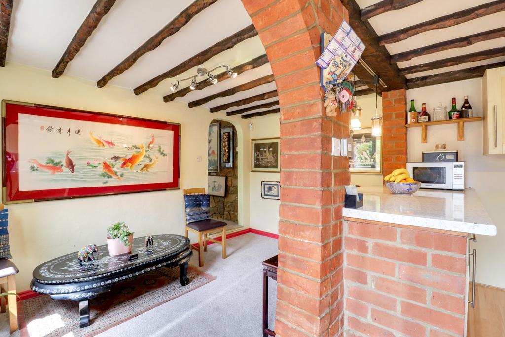 Open plan kitchen and dining room