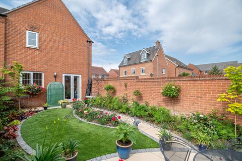 3 bedroom semi-detached house for sale, Summerhill Place, Market Harborough LE16