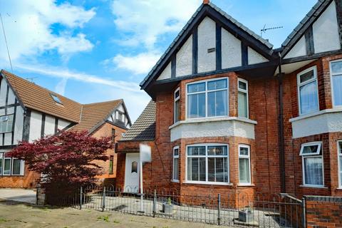 5 bedroom semi-detached house for sale, Hamlyn Avenue, Hull HU4