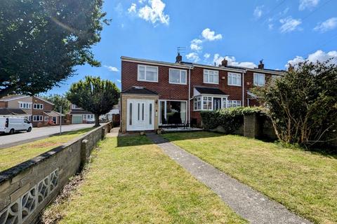 3 bedroom end of terrace house for sale, Thorntree Walk, Jarrow, NE32